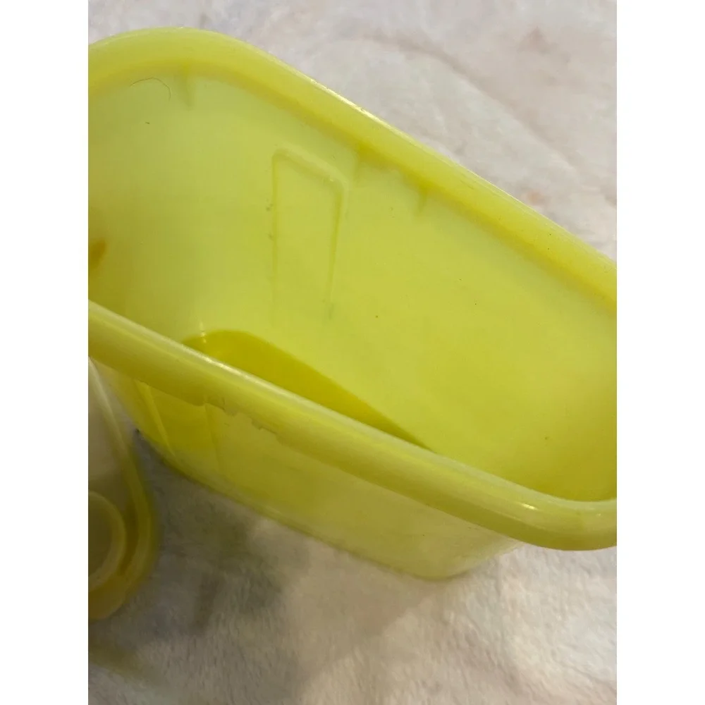 Vintage Tupperware Modular Mate Oval Yellow Container with Pour Spout‎ Lid